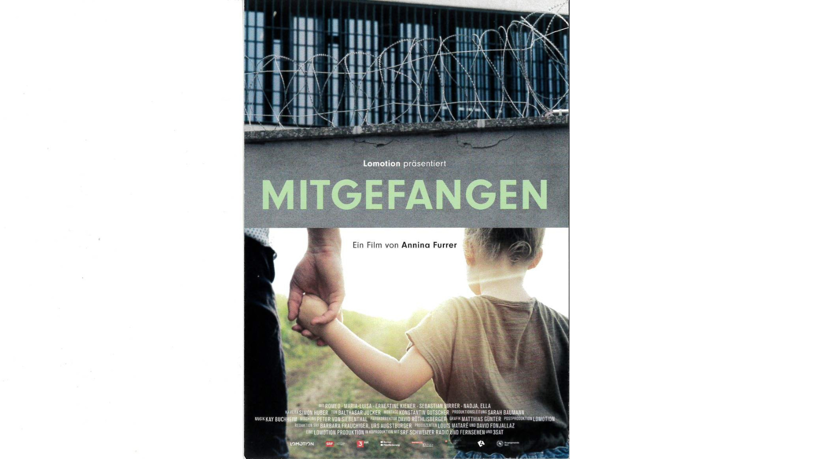 Das Schweizerische Justizsystem schenkt Angehörigen kaum Beachtung, obwohl sie oftmals stark betroffen sind, wenn ein Familienmitglied in den Freiheitsentzug kommt. Im Dokumentarfilm «Mitgefangen» geht es um Angehörige von Menschen im Freiheitsentzug. humanrights.ch hat an der Entstehung des Dokumentarfilms mitgewirkt. Der Film wird am 15. Juni im Schweizer Fernsehen ausgestrahlt.